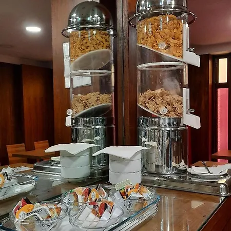 Catedral Hotel 3*