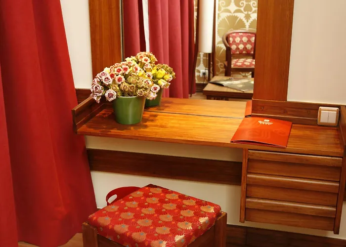 Hotel Catedral 3*